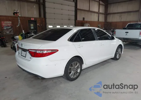 2016 Toyota Camry Se z USA, uszkodzony, nr VIN 4T1BF1FK9GU194273